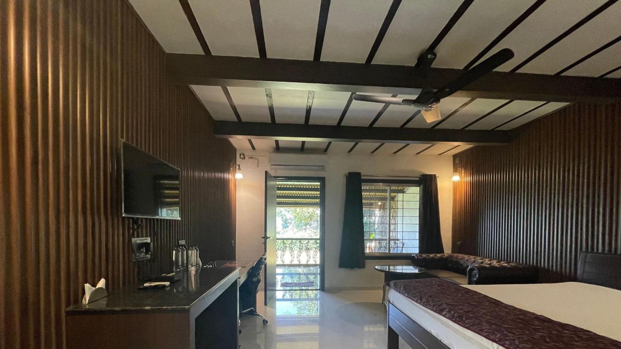 The Green Gate Resort Mulshi Buitenkant foto